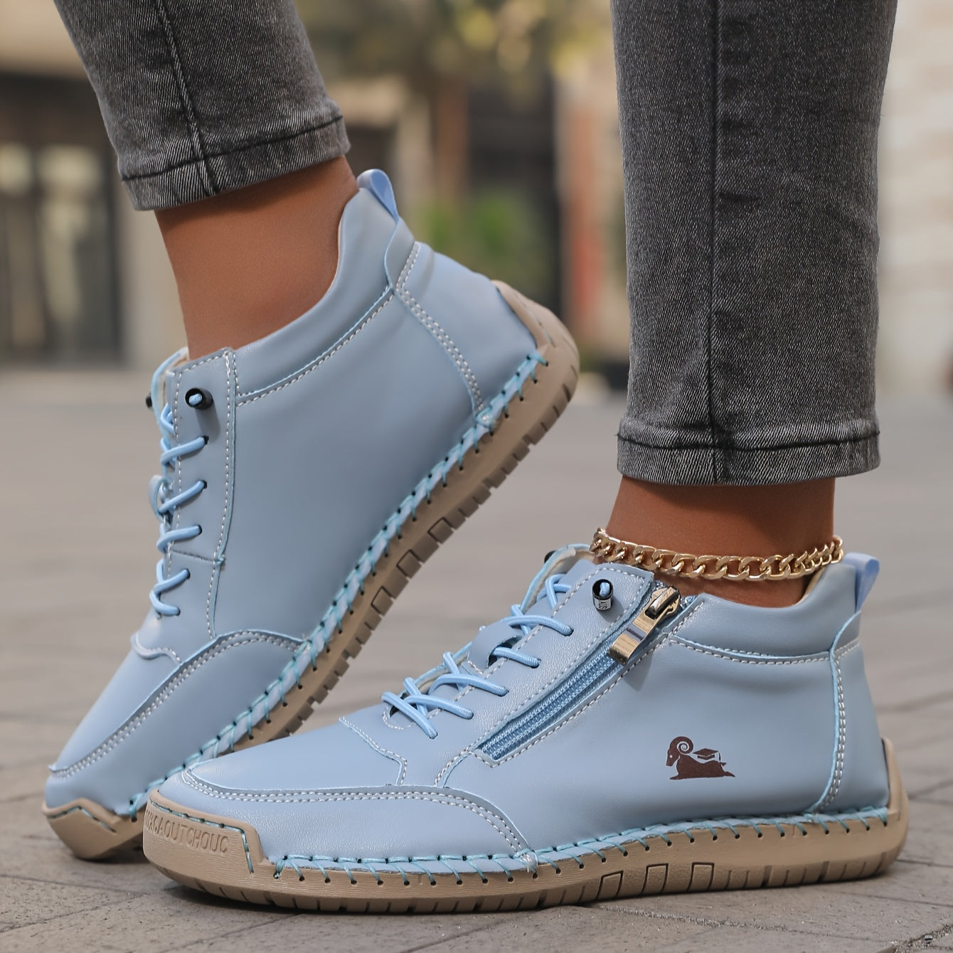 Mila – Comfortable orthopedic sneakers + zipper