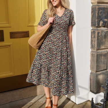Maddie V-Neck Short Sleeve Dress