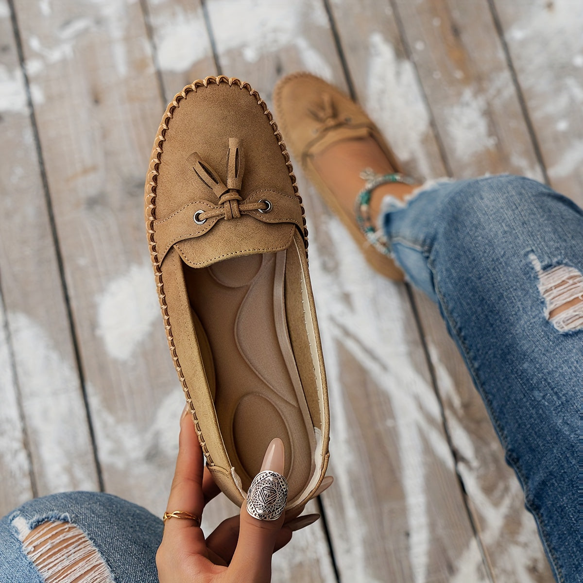 Nadine - Classic loafers with tassel detail