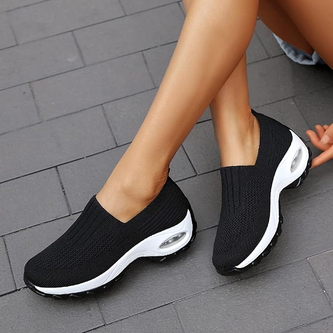 Macy | Comfy Slip-On Sneakers