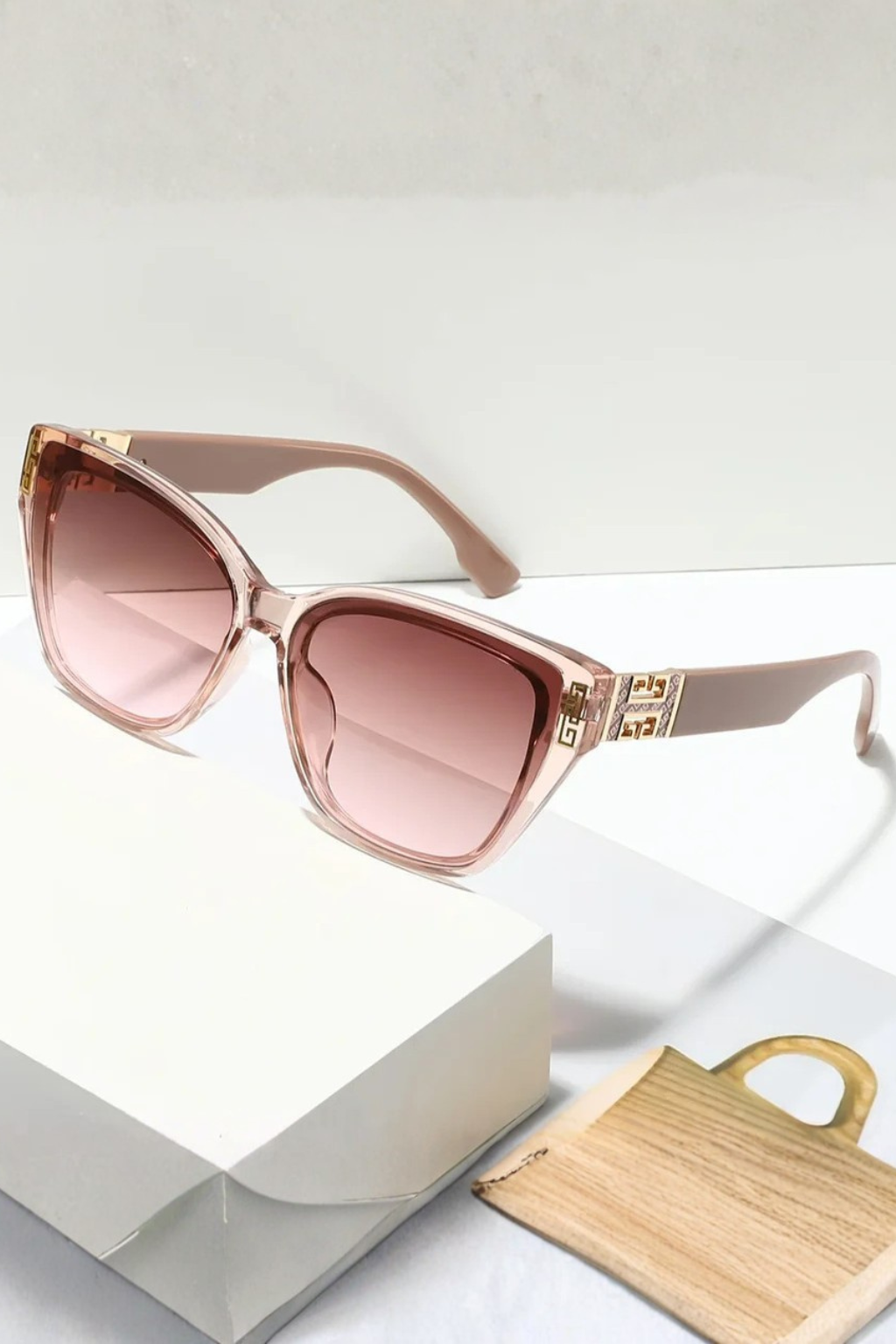 Jamilla | Cat Eye Sunglasses