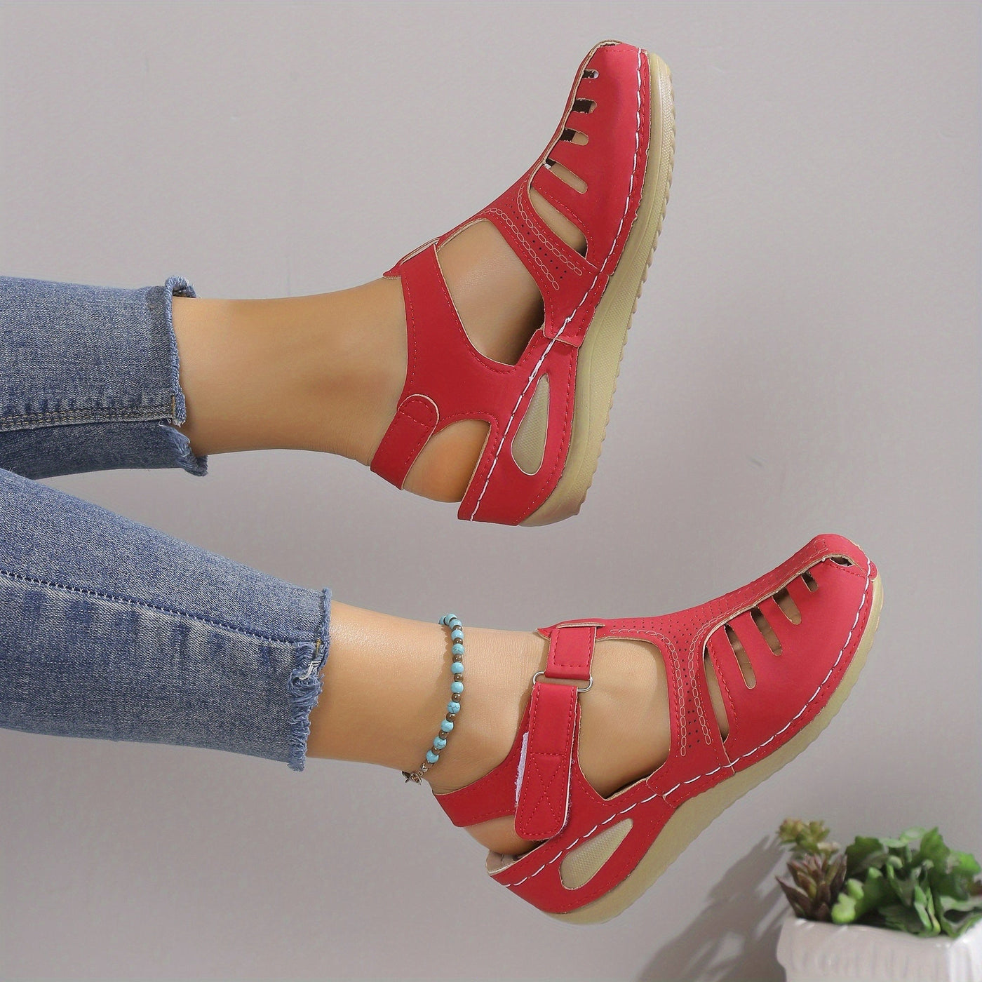 Leni – comfort sandals with a gentle rise