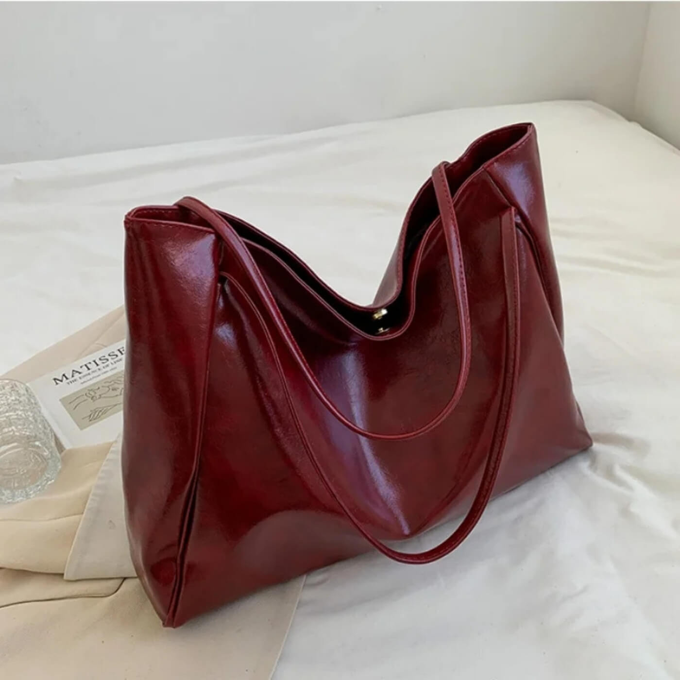 Silvia's Minimal Carry | Tote Bag