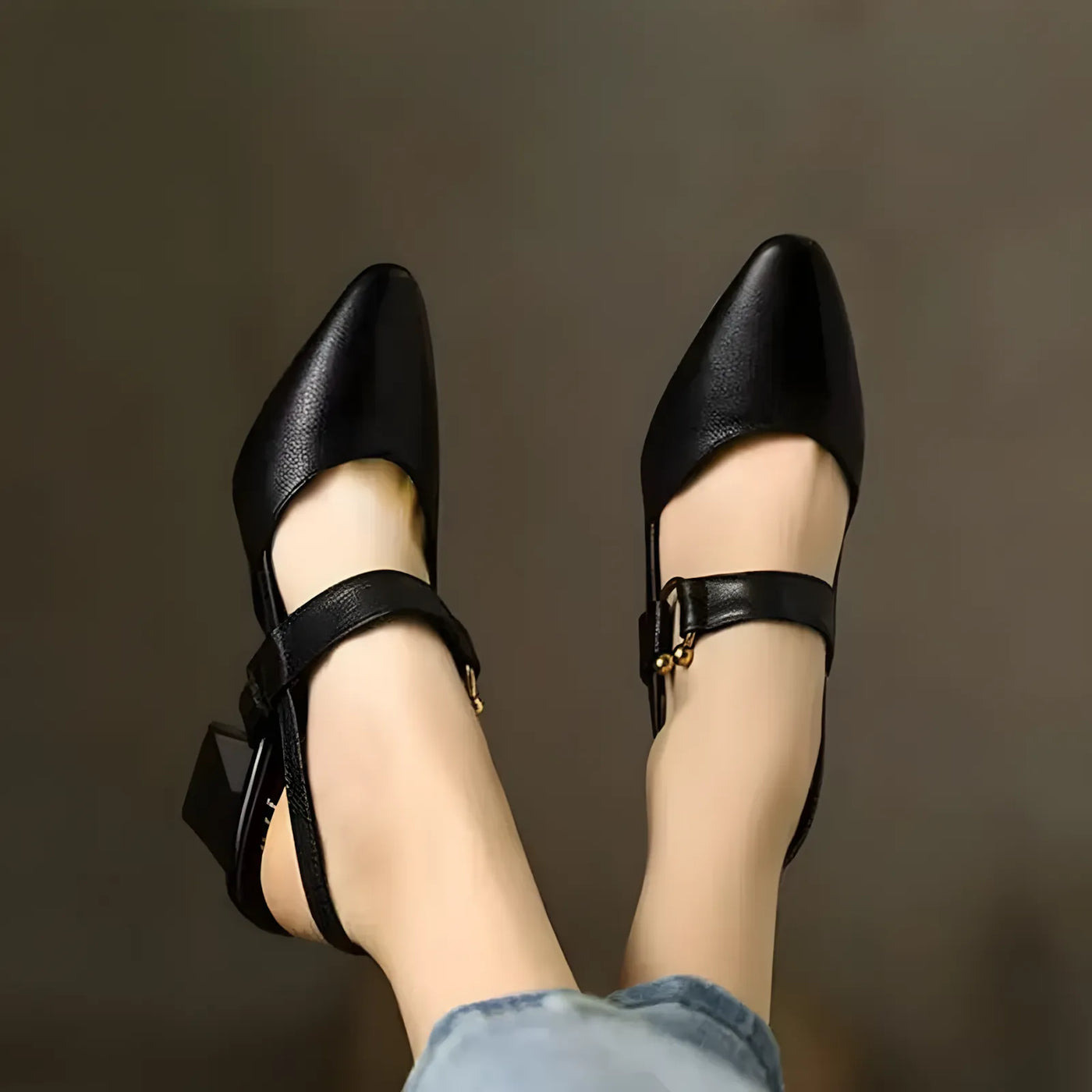 Vera Zala Slingback Heels
