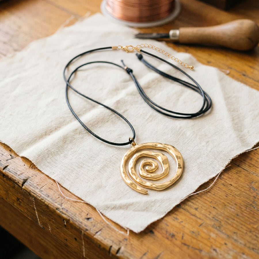 Mesa Necklace