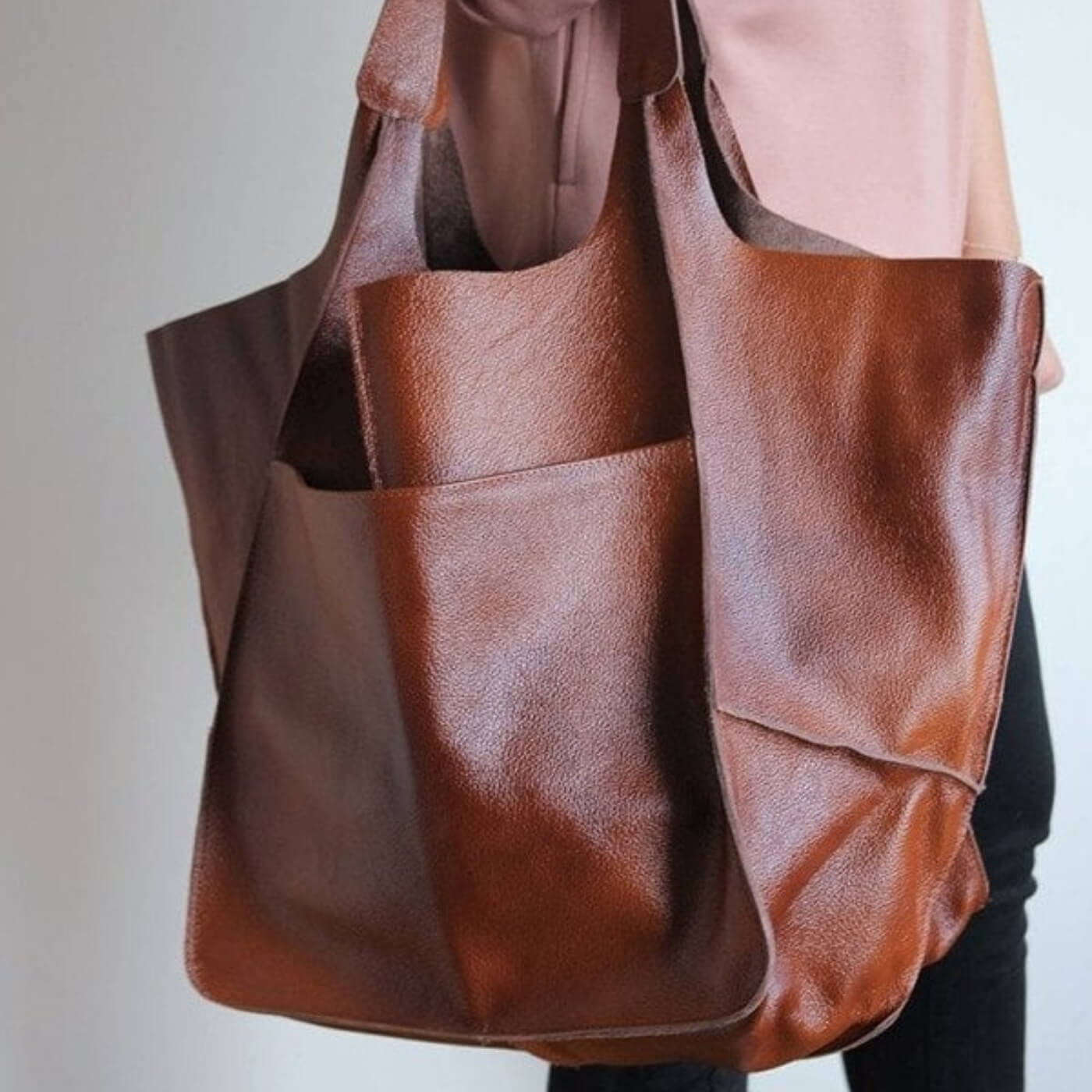 Rosaria's Minimal Carry | Tote Bag