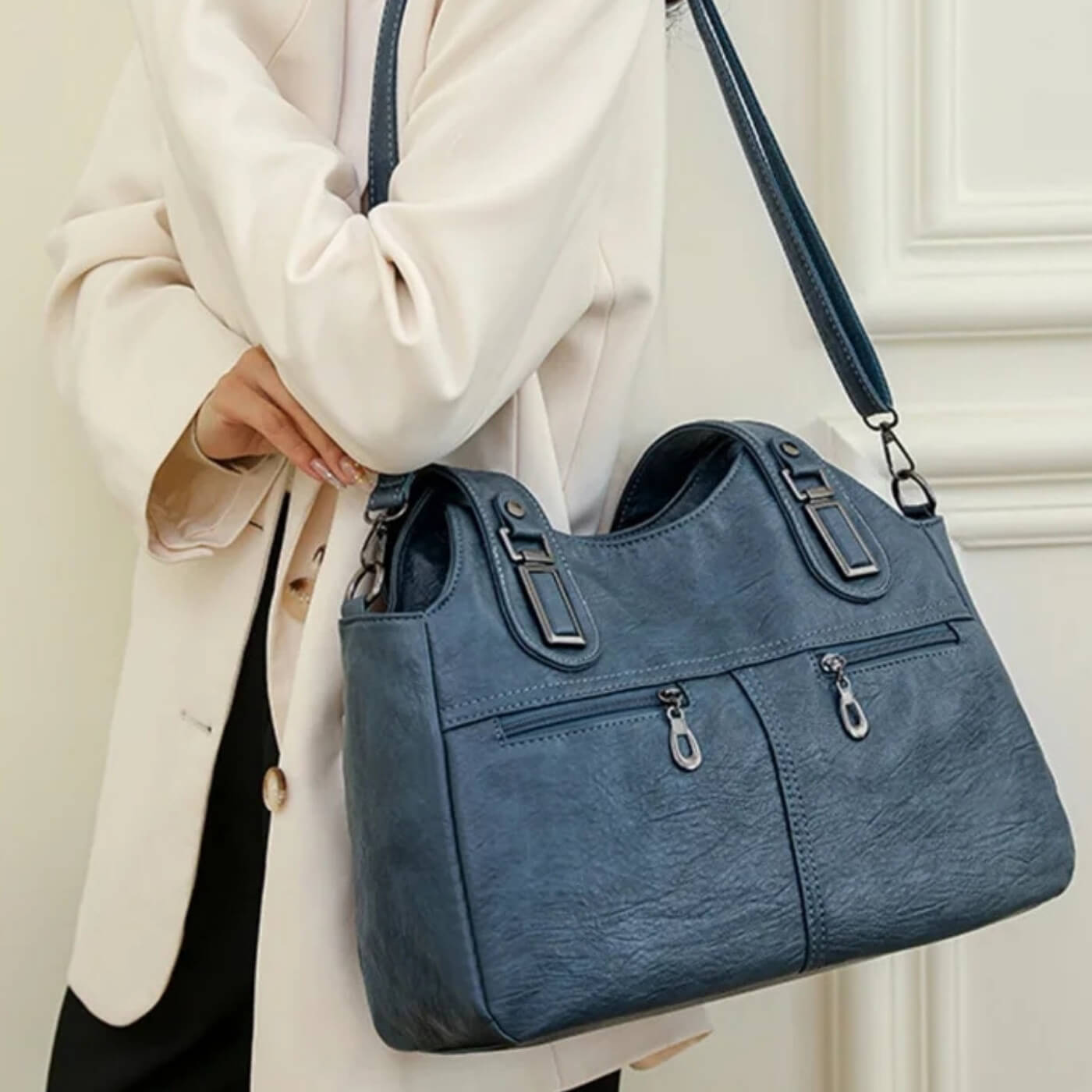 Flavia's Dual-Zip | Shoulder Bag