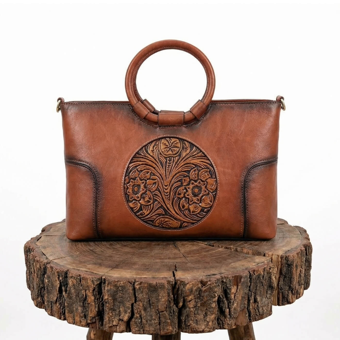 Luciana's Carved Detail | Handbag