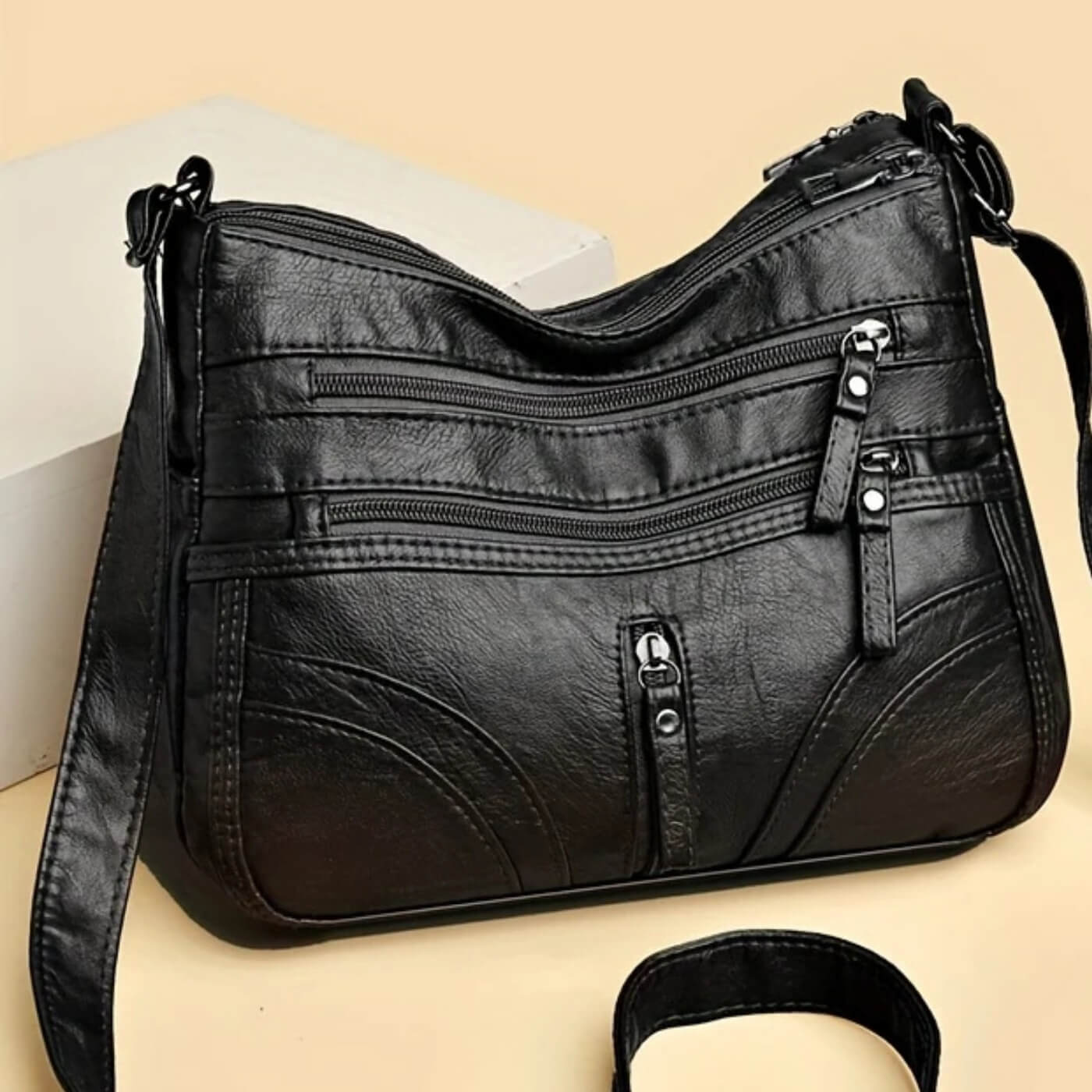 Emanuela's Multi-Pocket | Shoulder Bag