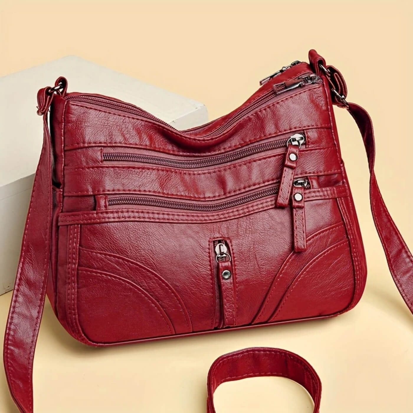 Emanuela's Multi-Pocket | Shoulder Bag