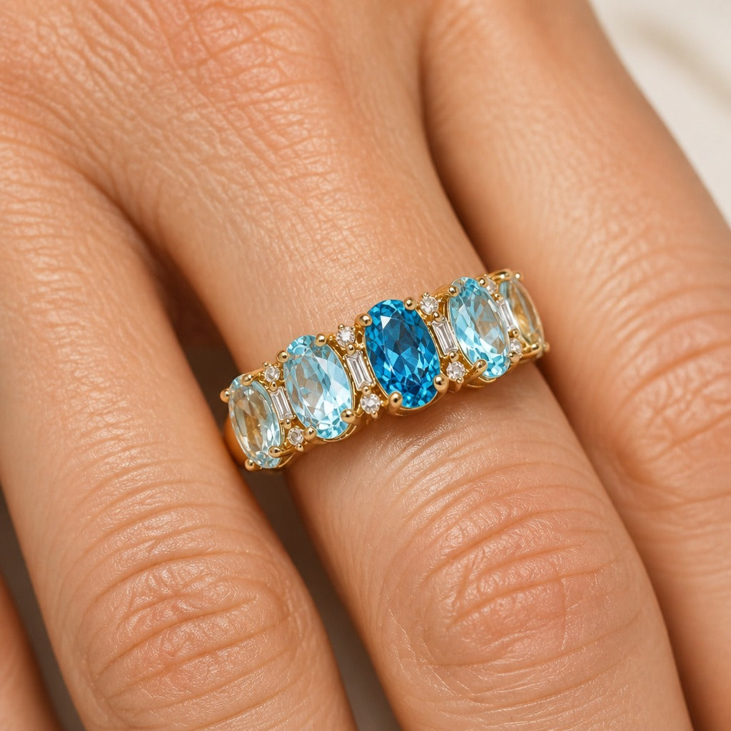Oval Alternating Accent Band Ring