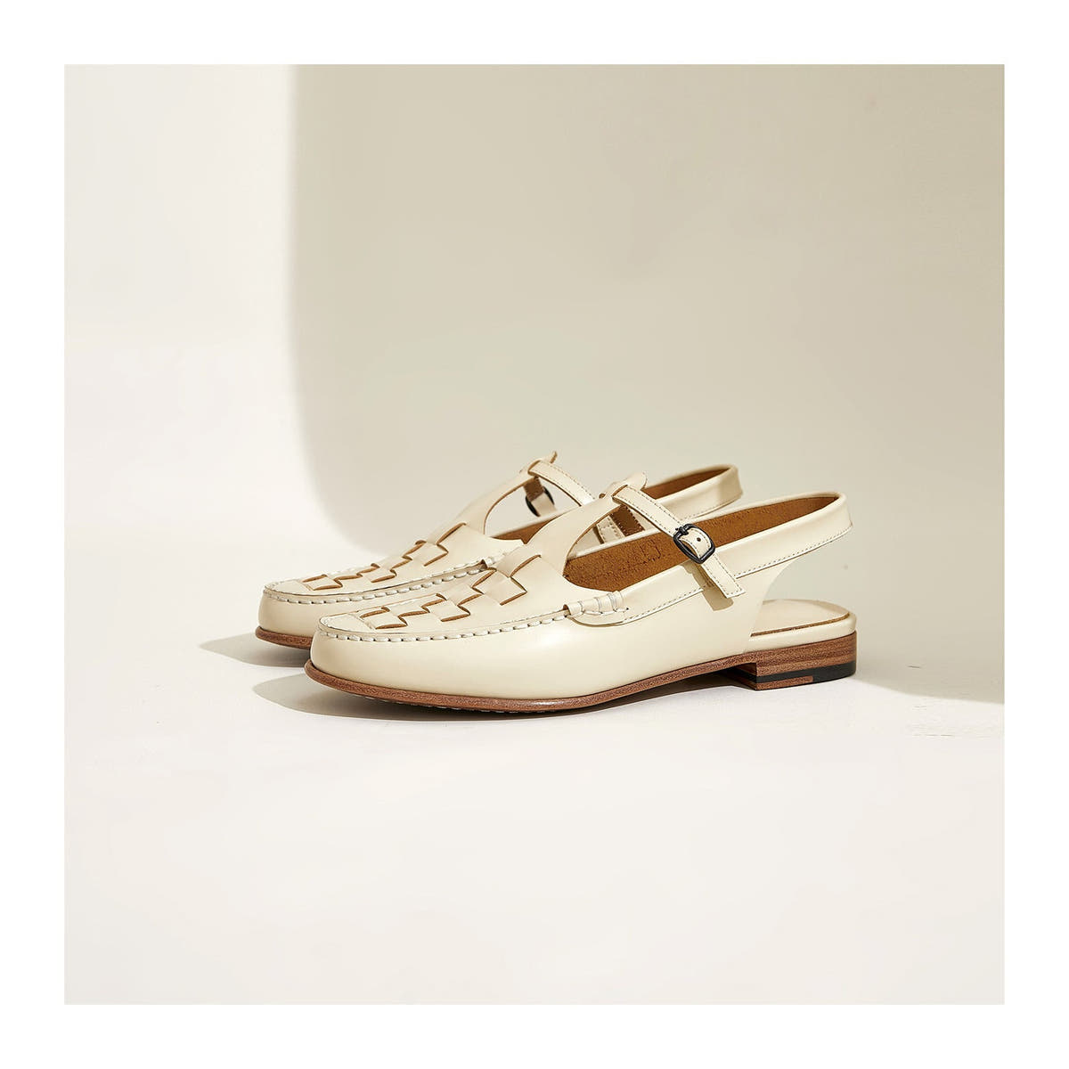 Eliara | Woven Buckle Sandals
