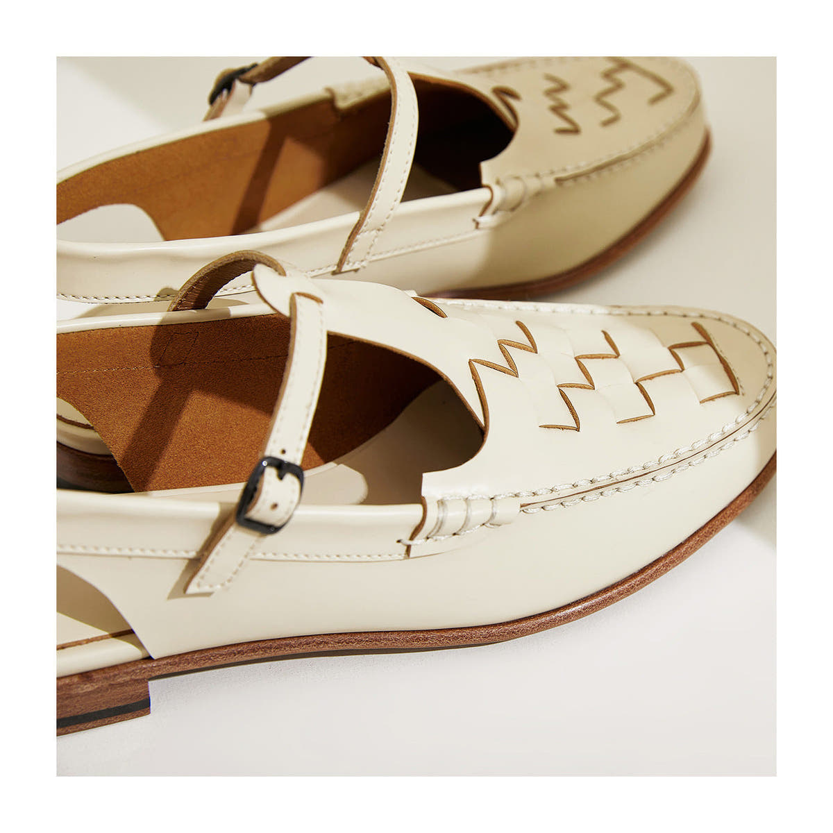 Eliara | Woven Buckle Sandals