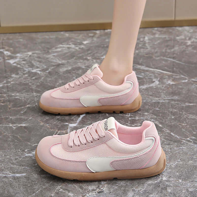 Sarah - shoes with a wide toe cap