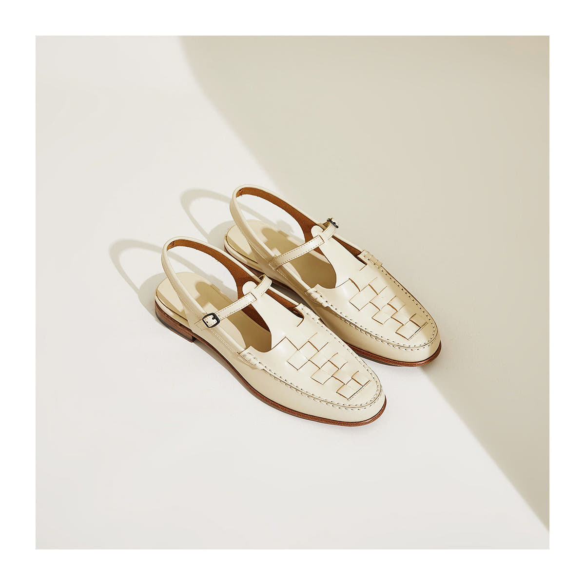 Eliara | Woven Buckle Sandals