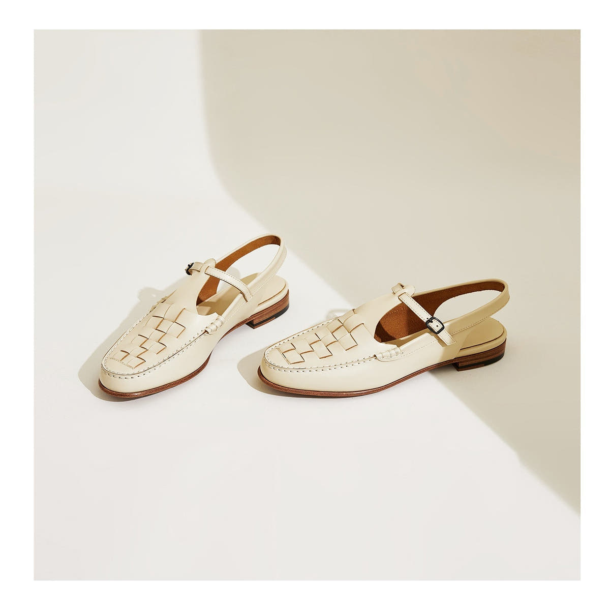 Eliara | Woven Buckle Sandals