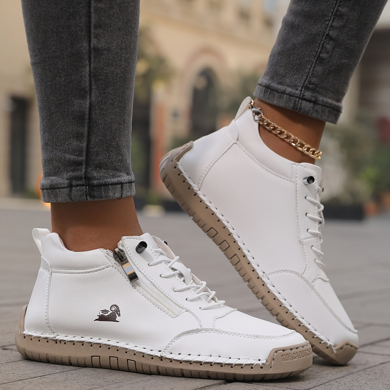 Mila – Comfortable orthopedic sneakers + zipper