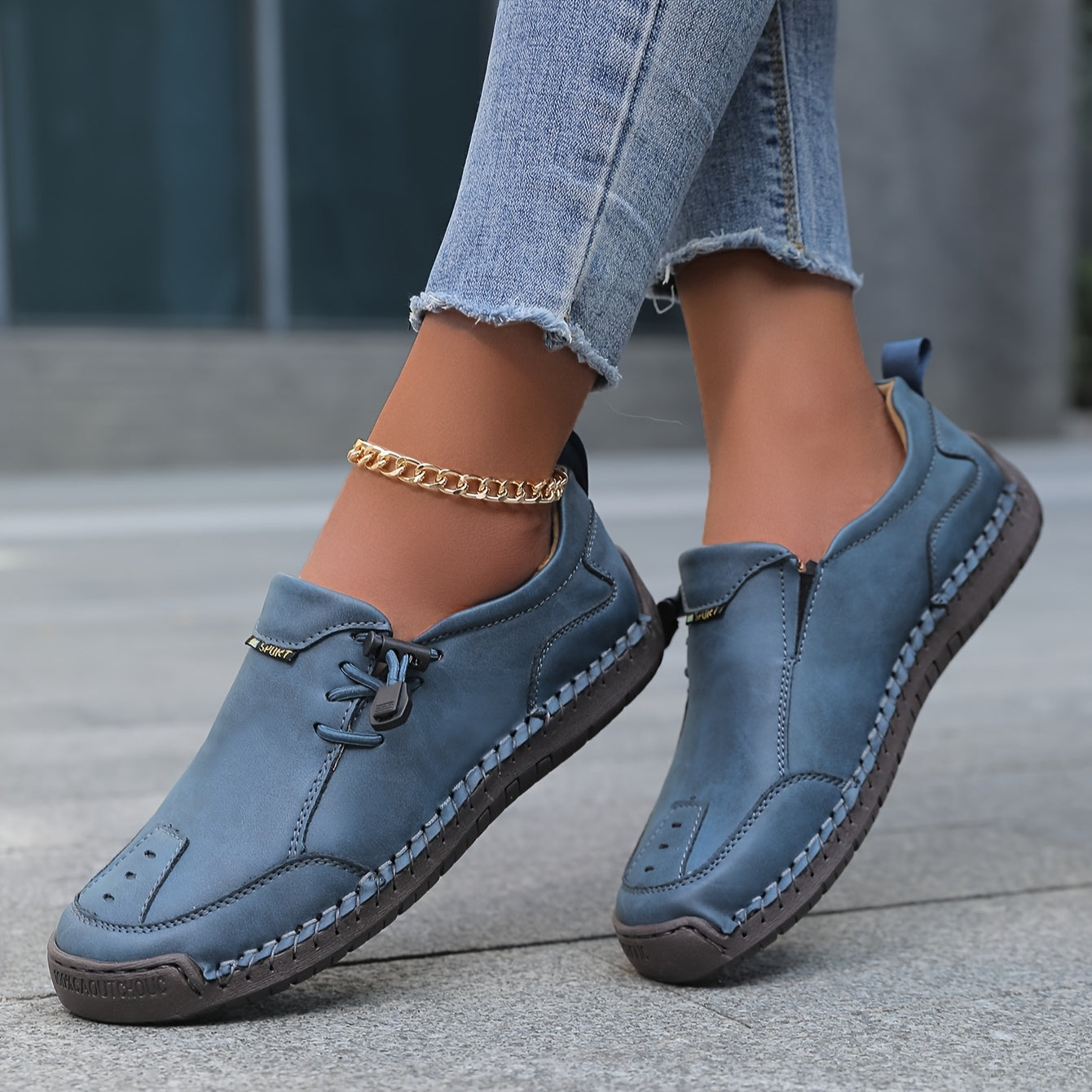 Lina – comfort, stability & effortless dressing for every day