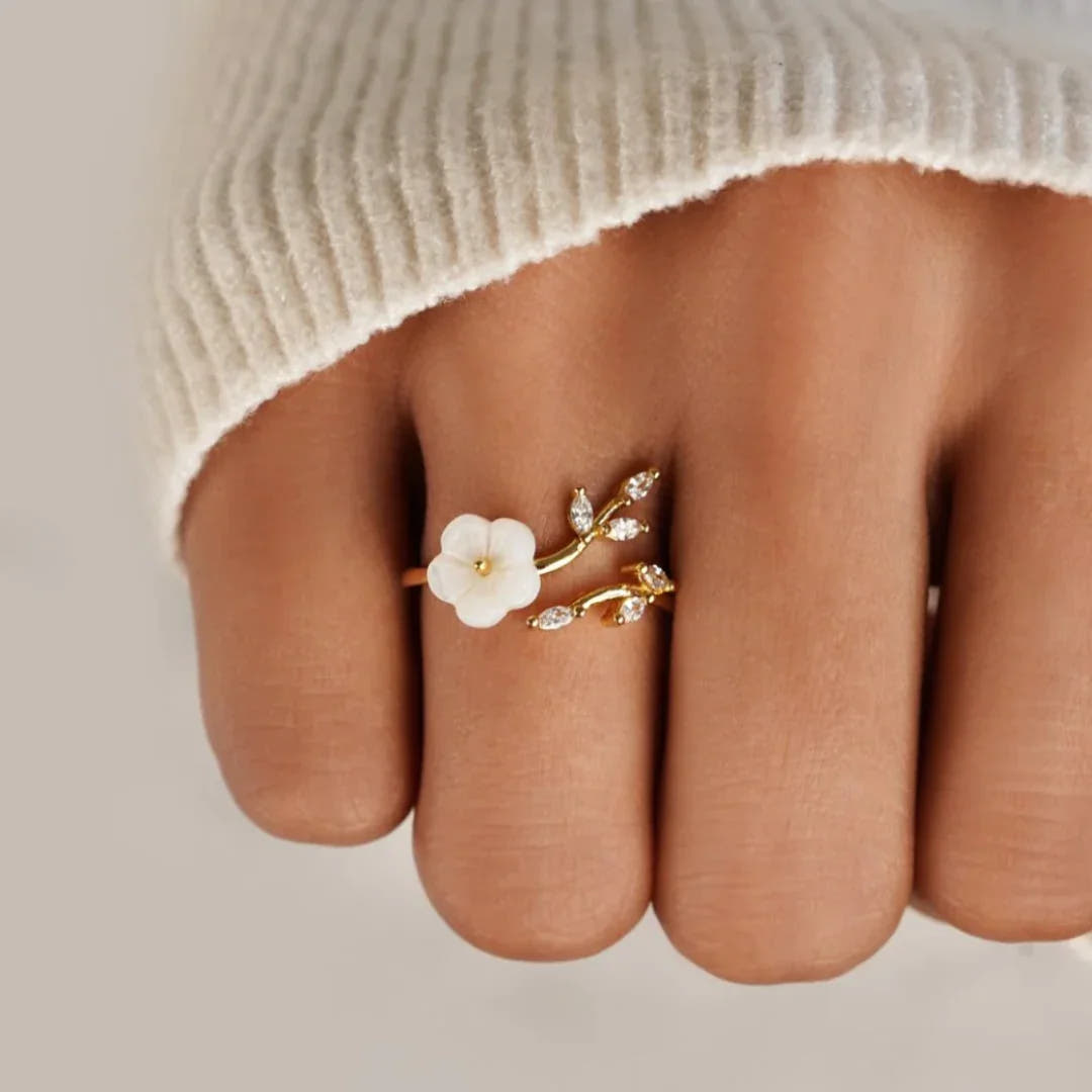 Blossom Crystal Ring