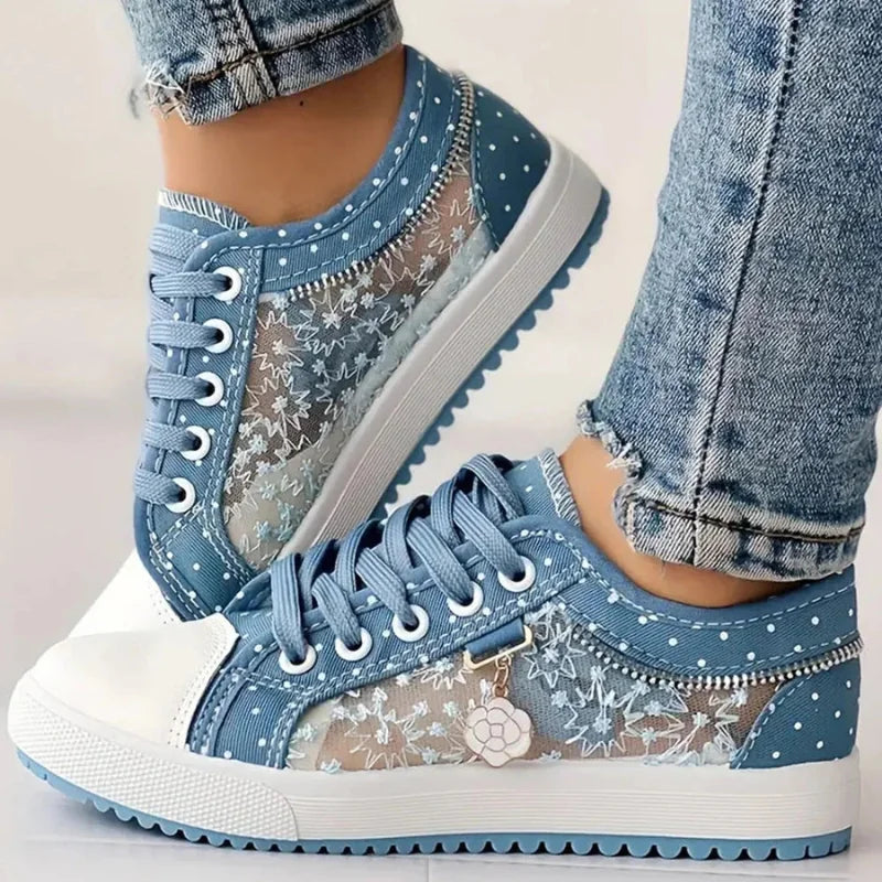 Light Blue | Open