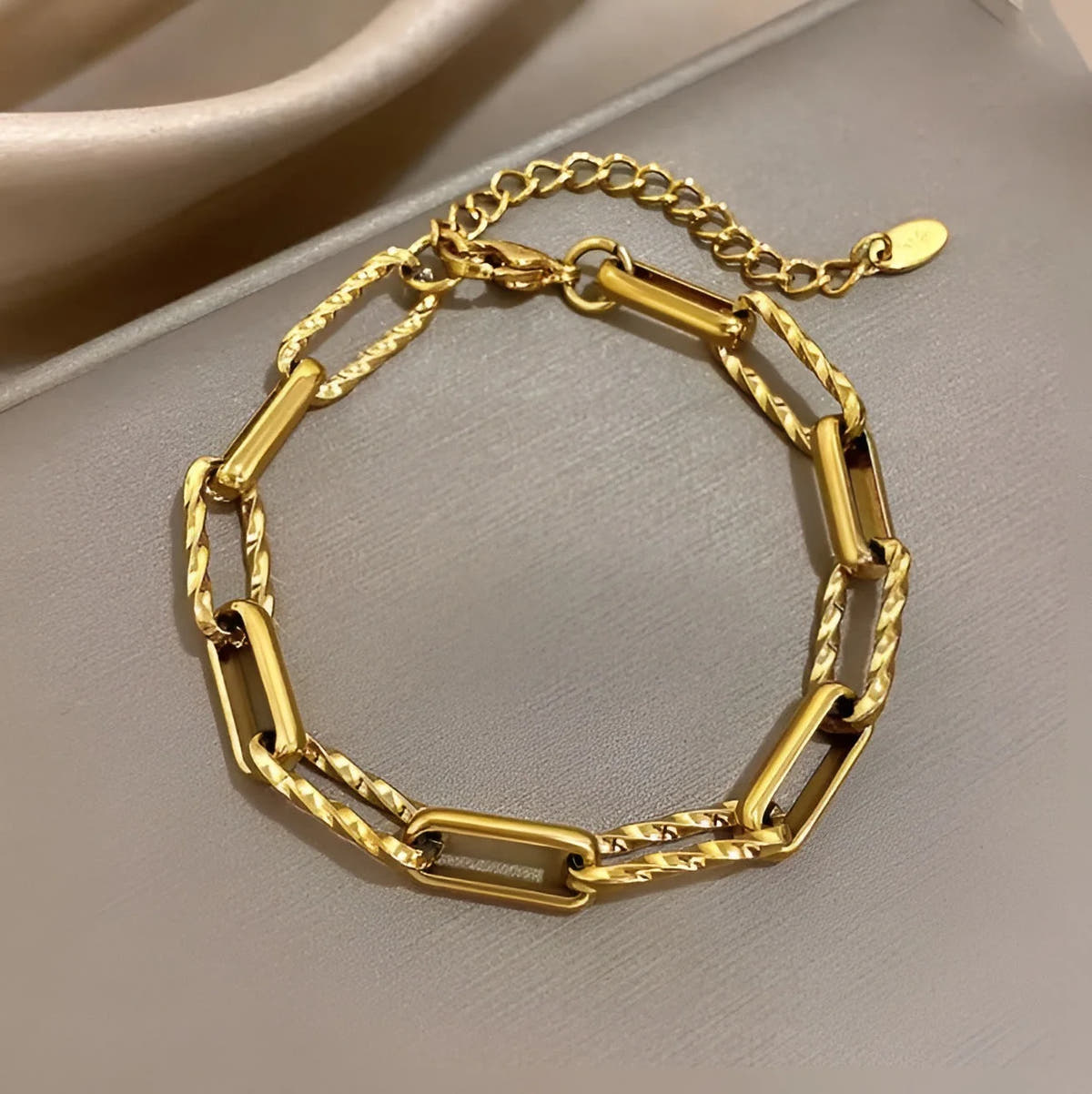 Chunky Link Lorielle Bracelet | Gold
