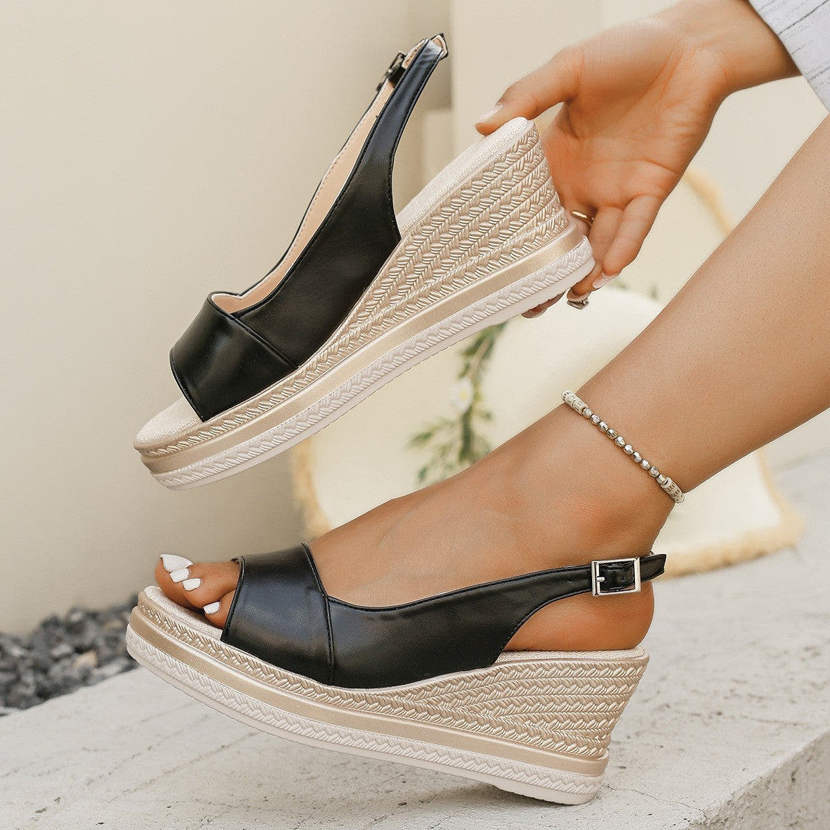 Victoria - Women's orthopedic sandals