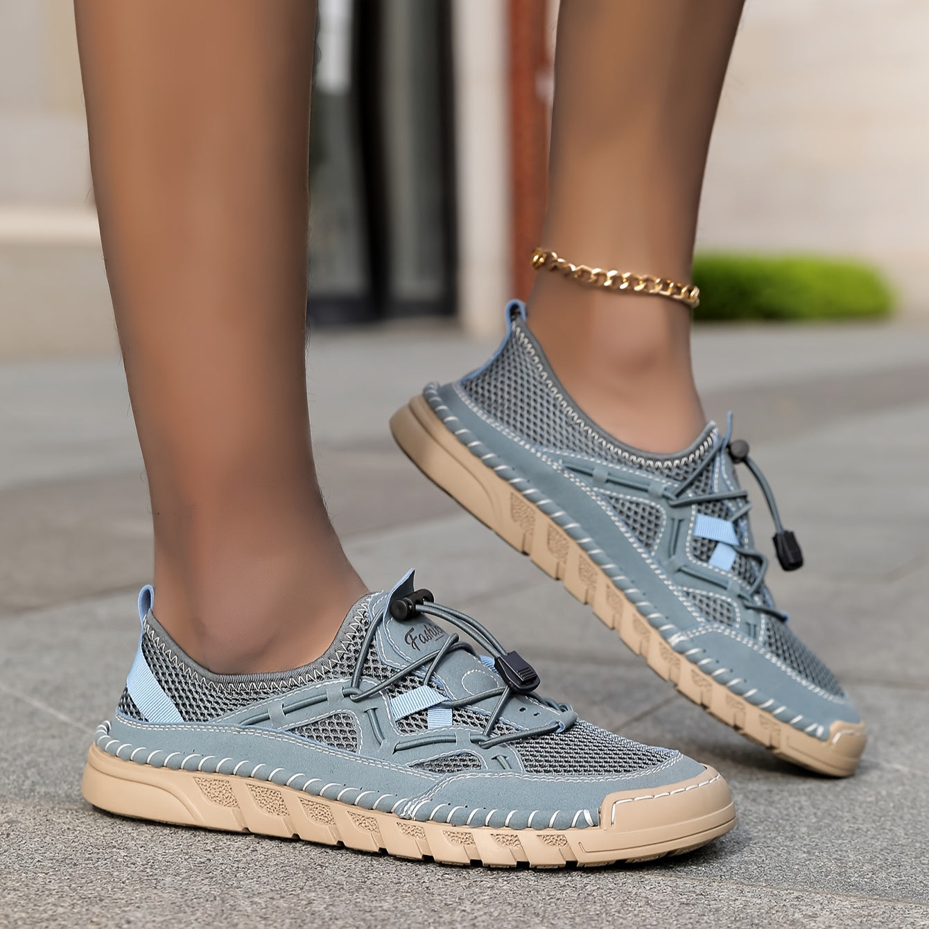 Elara – The breathable comfort shoe