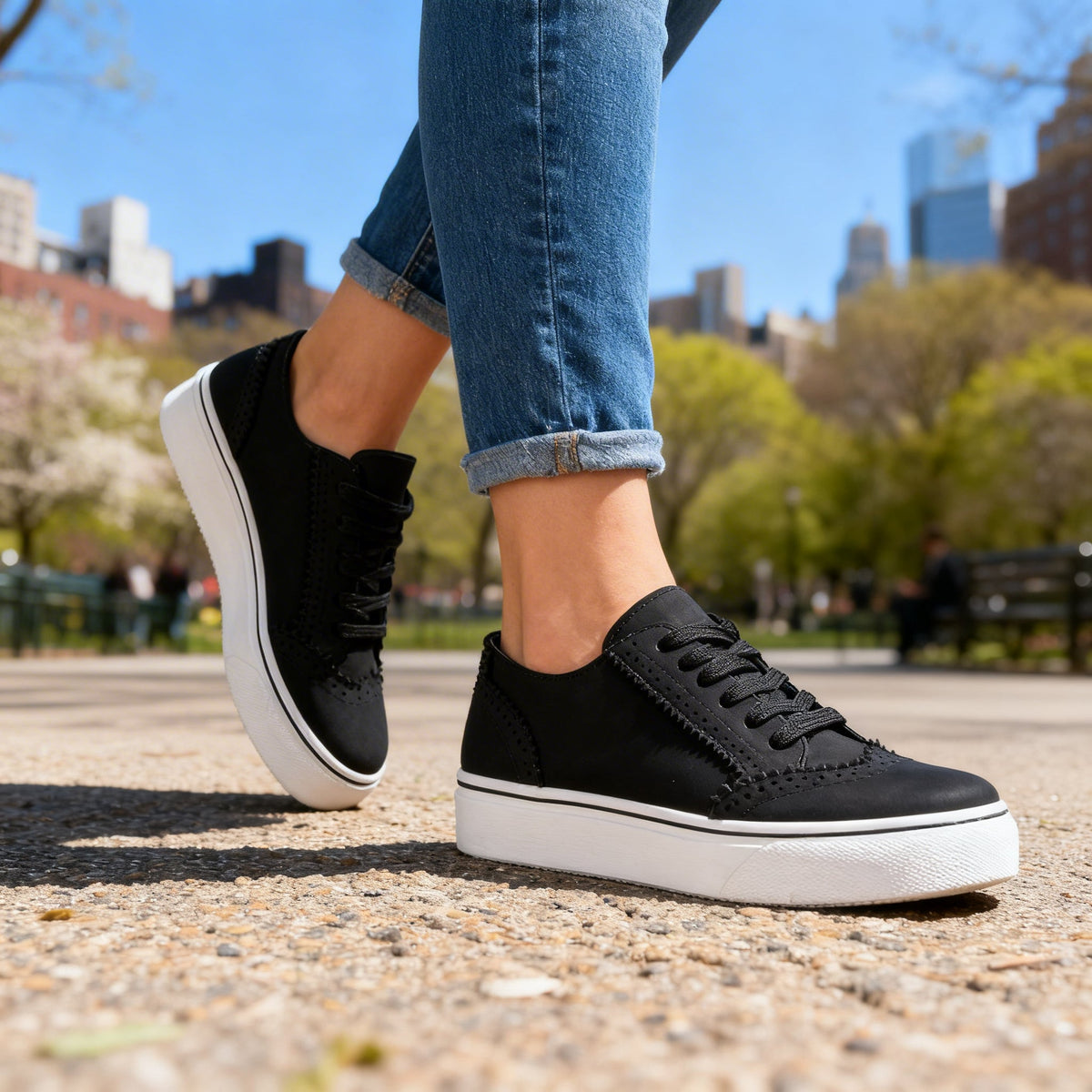 Aurelie | Comfort Brogue Sneakers