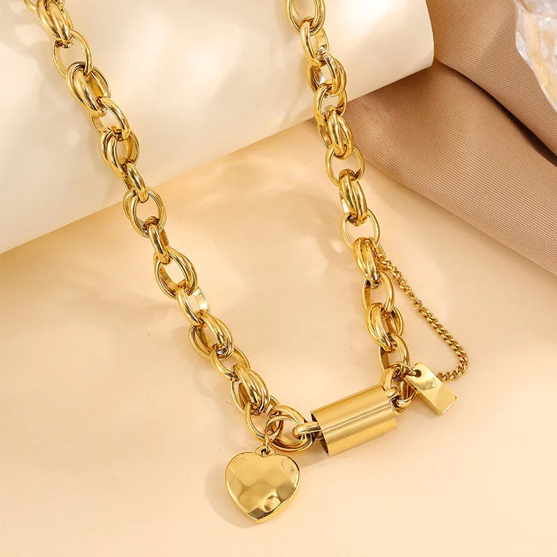 Heartened Chunky Necklace | Gold