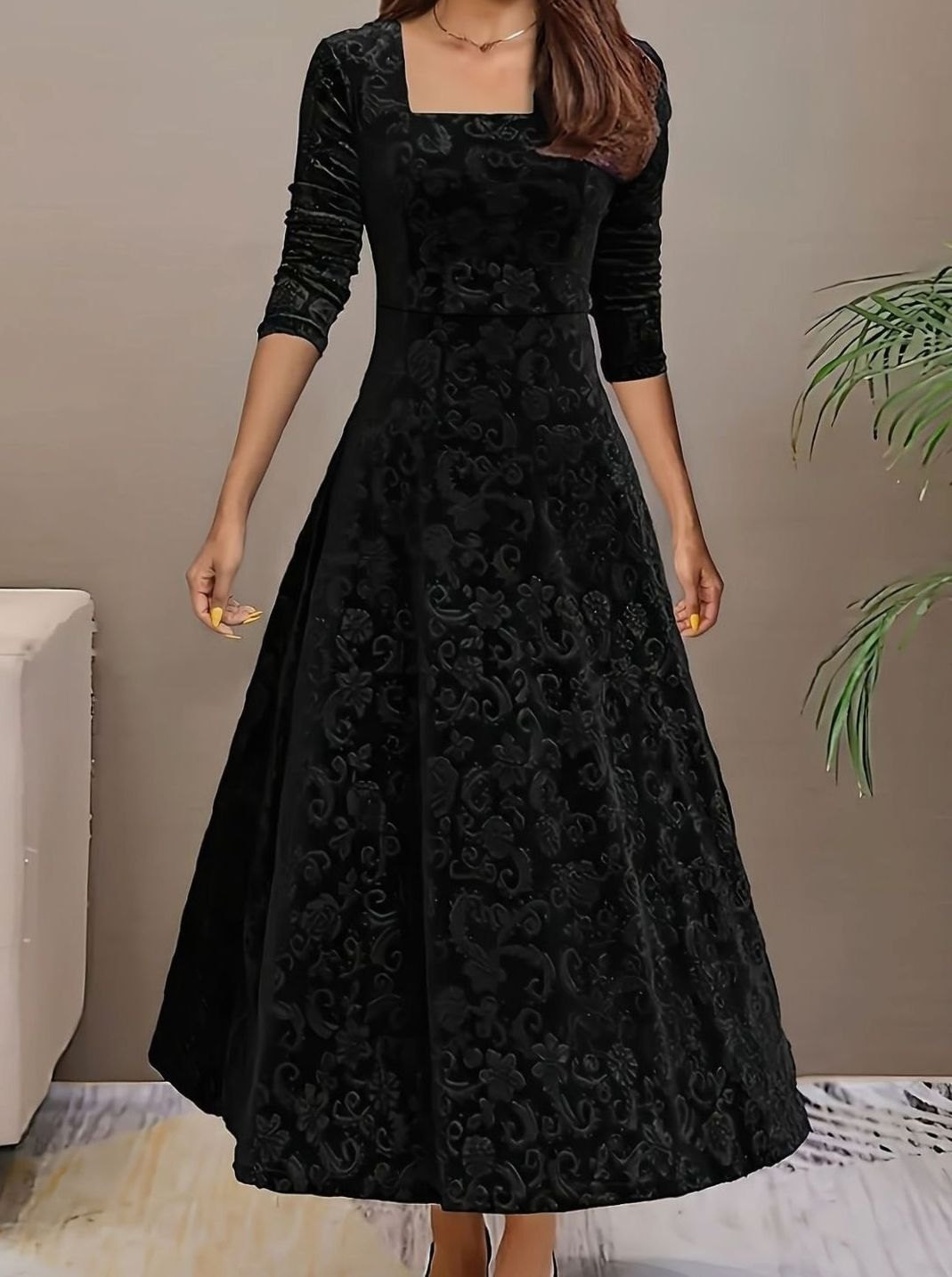 Simona | Velvet Square-Neck A-Line Dress