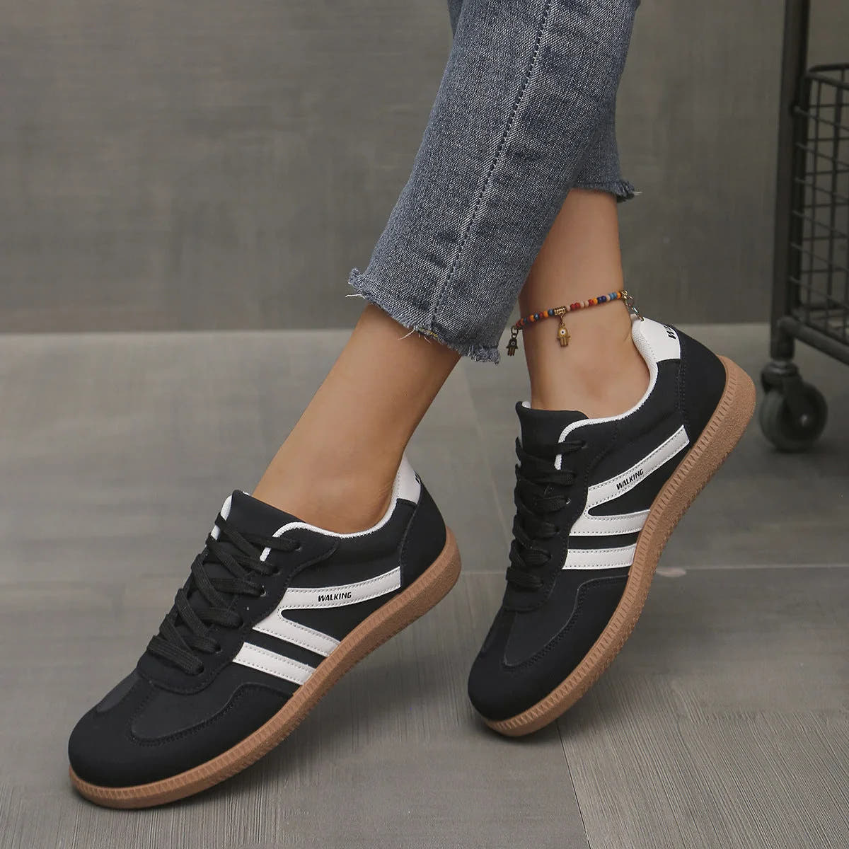 Liza | Wide-Fit Cushioned Trainers