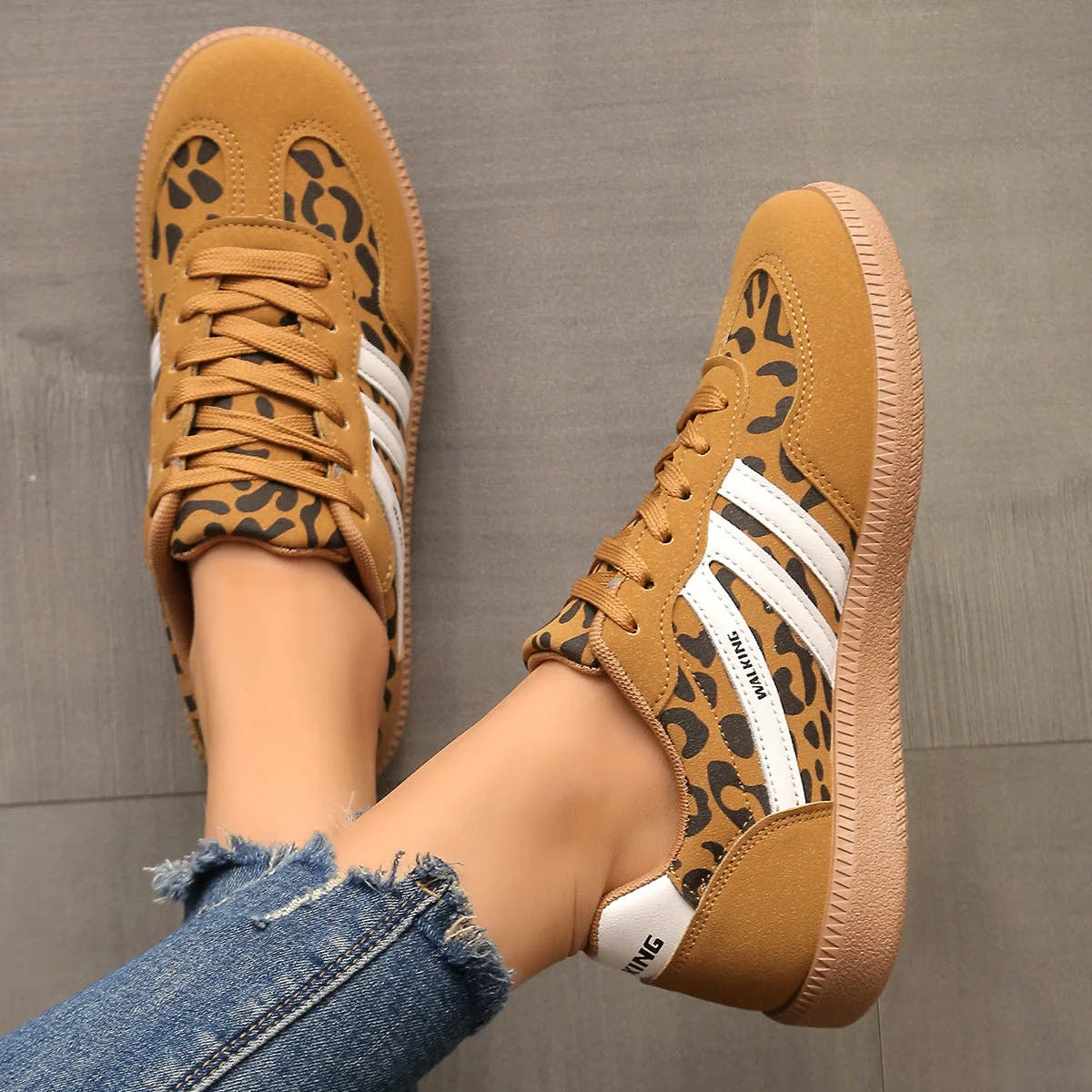 Liza | Wide-Fit Cushioned Trainers