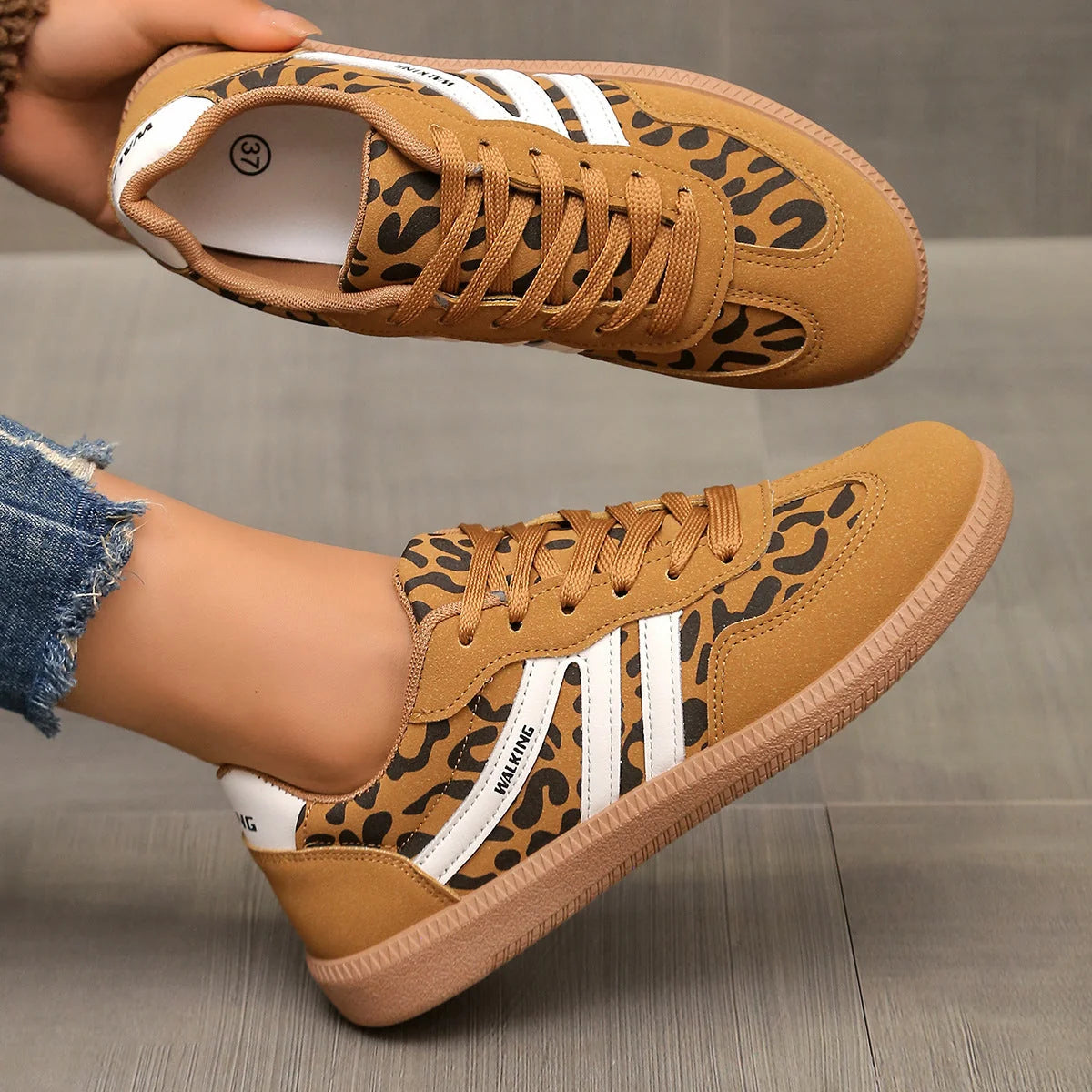 Liza | Wide-Fit Cushioned Trainers