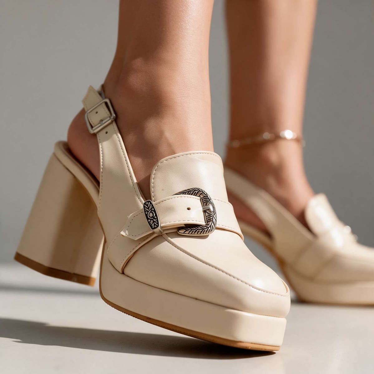 Roxana | Comfort Slingback Heels