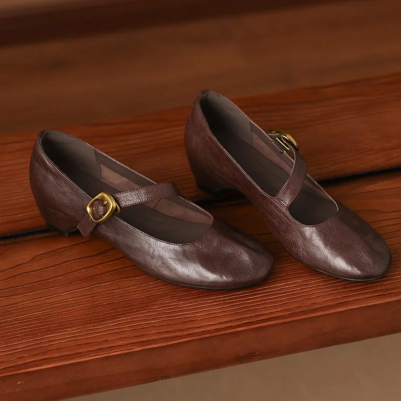 Quira | Round-Toe Mary Jane Flats