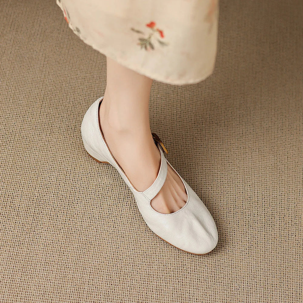Quira | Round-Toe Mary Jane Flats
