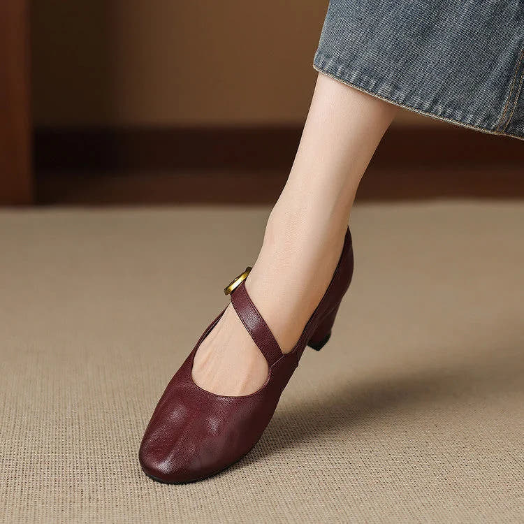 Quira | Round-Toe Mary Jane Flats