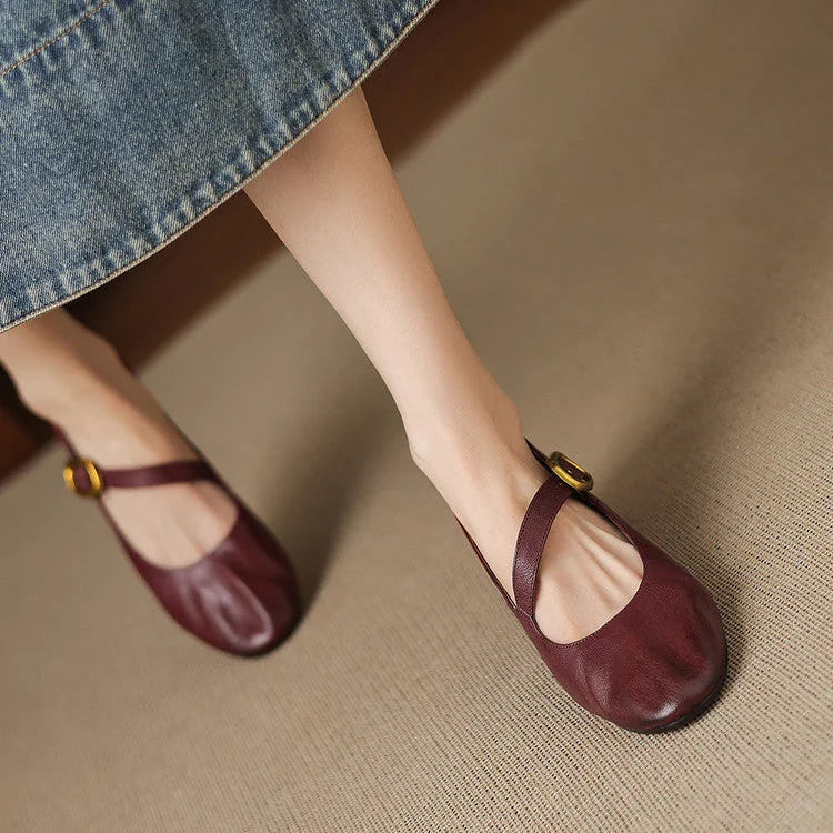 Quira | Round-Toe Mary Jane Flats