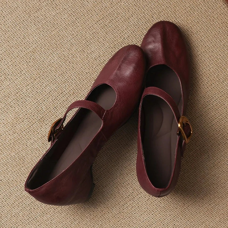 Quira | Round-Toe Mary Jane Flats