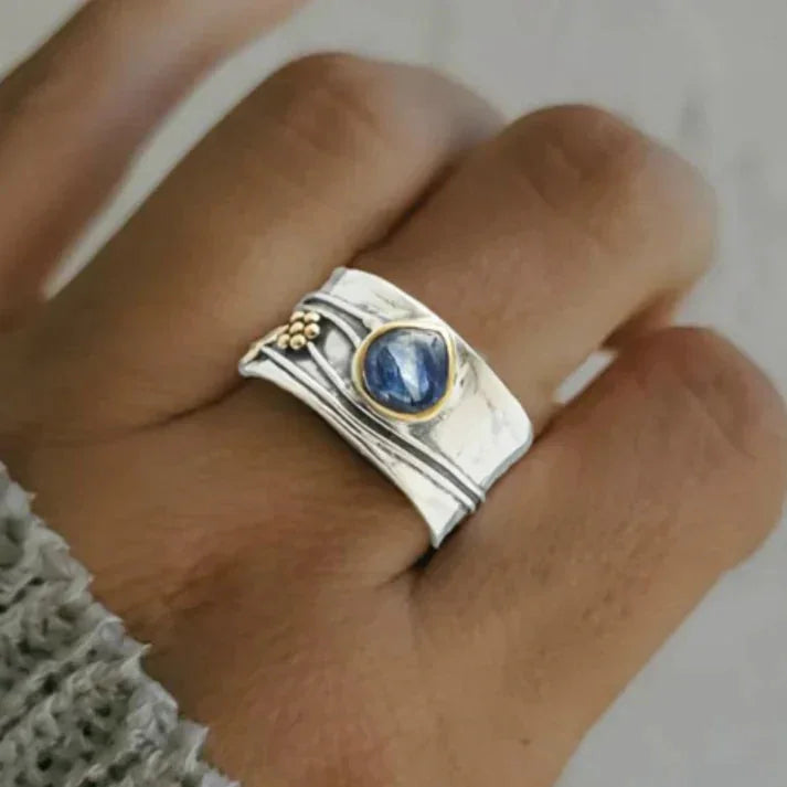 Vintage Silver-Plated Blue Sapphire Ring