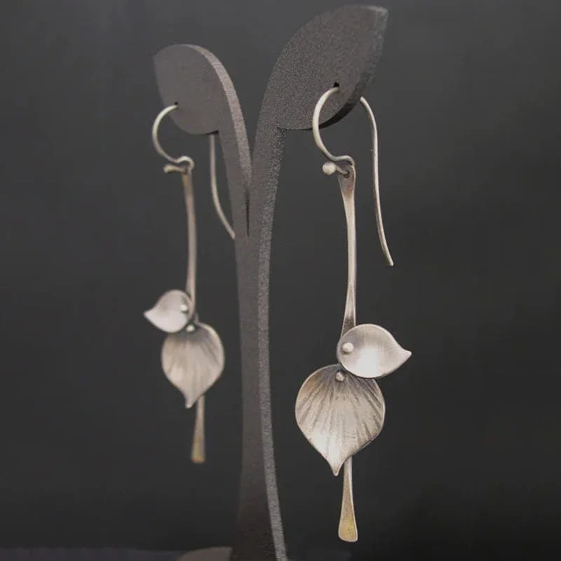 Vintage Silver-Tone Leaf Earrings