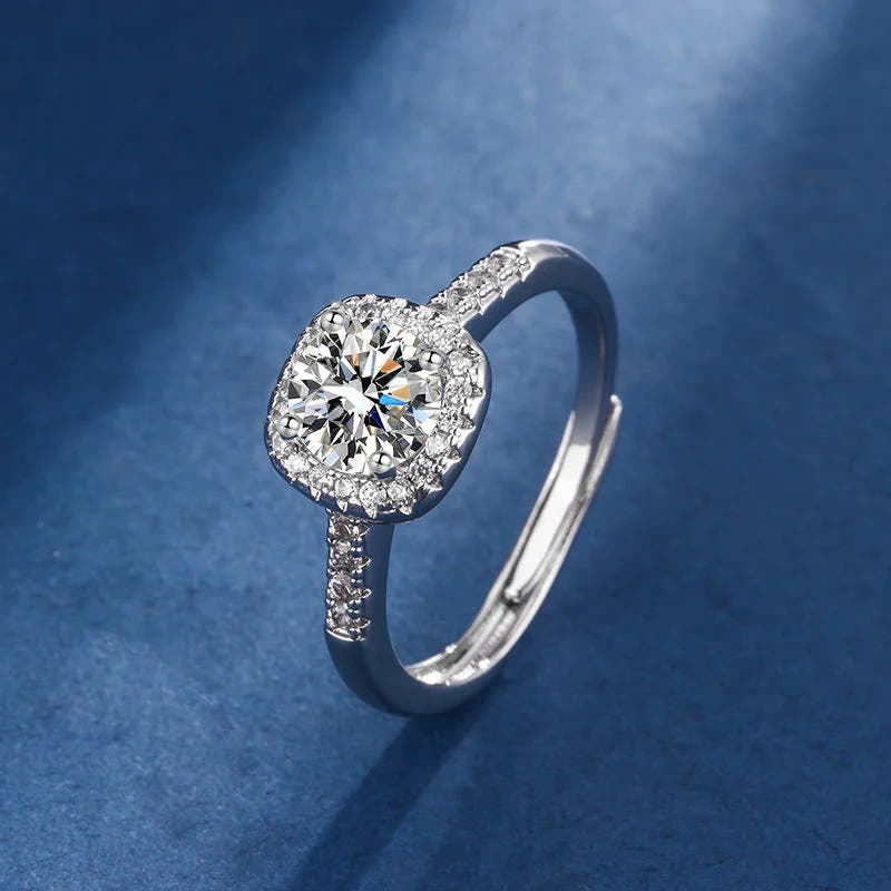 White Gold “Square Aria” Ring