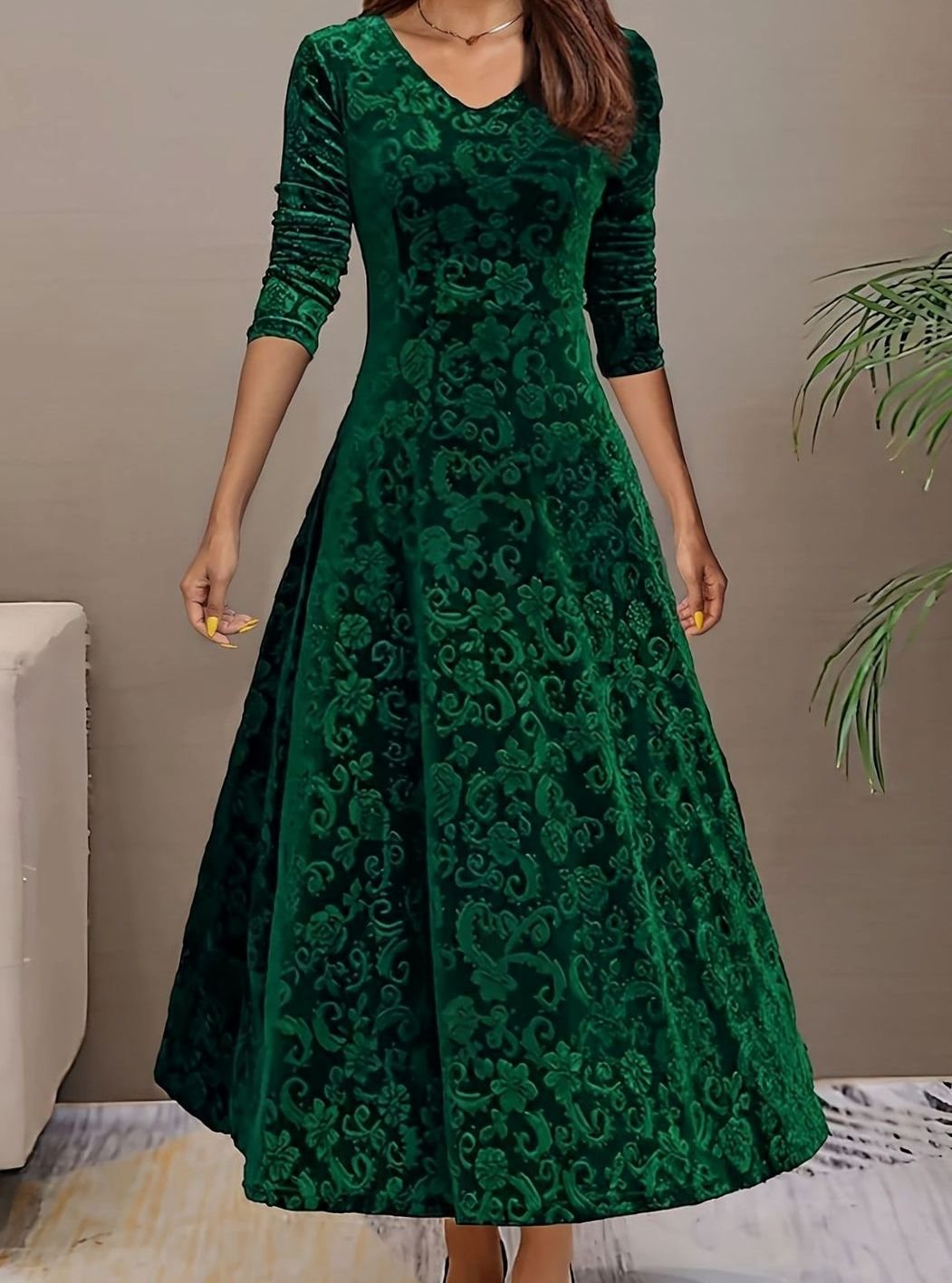 Perrine | Velvet V-Neck A-Line Dress