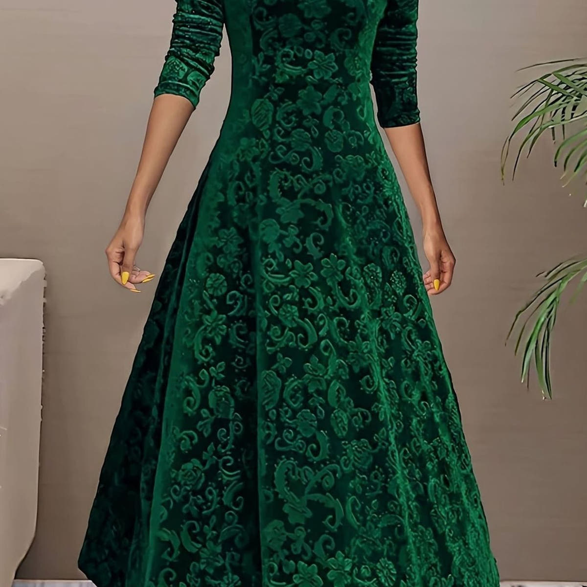 Perrine | Velvet V-Neck A-Line Dress