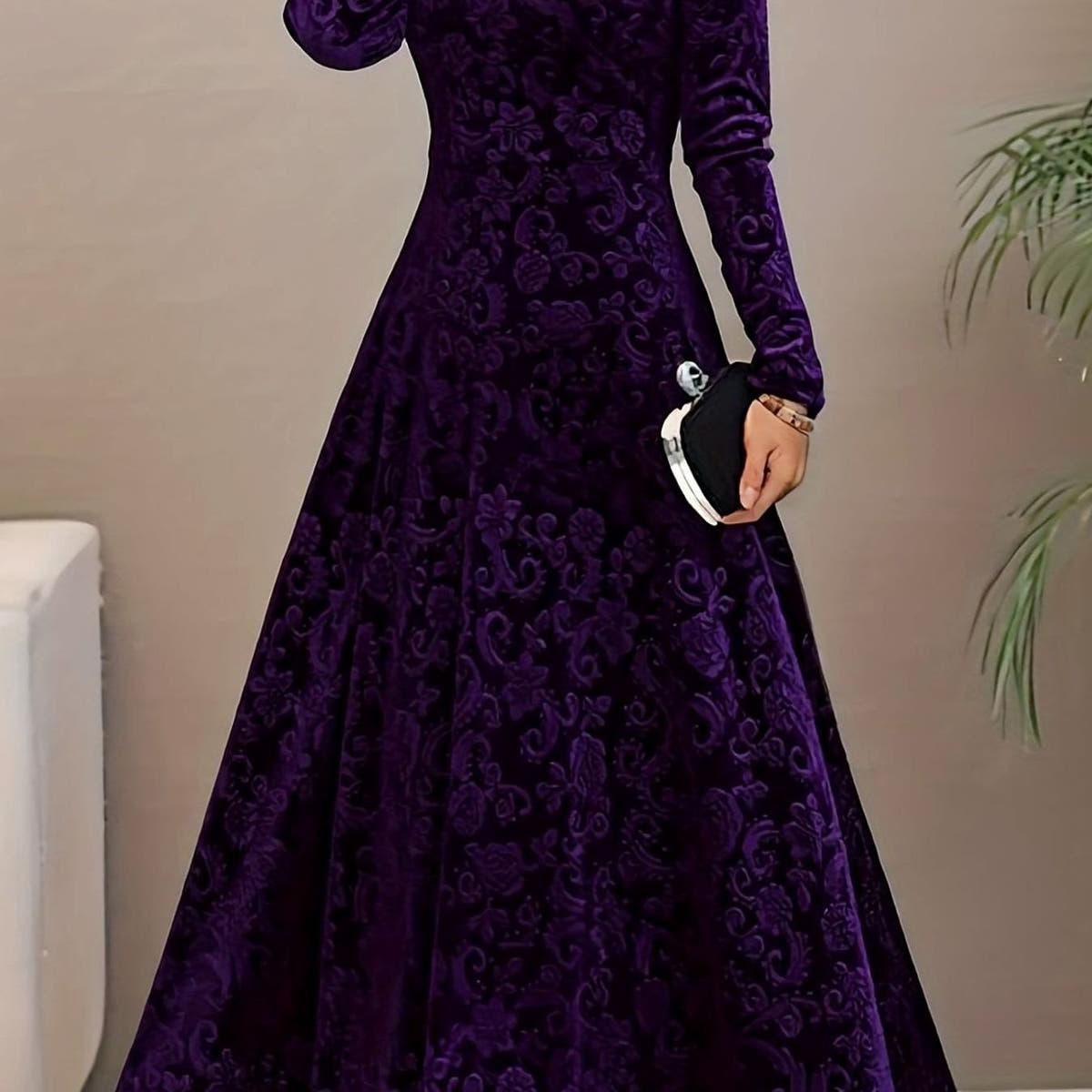 Perrine | Velvet V-Neck A-Line Dress