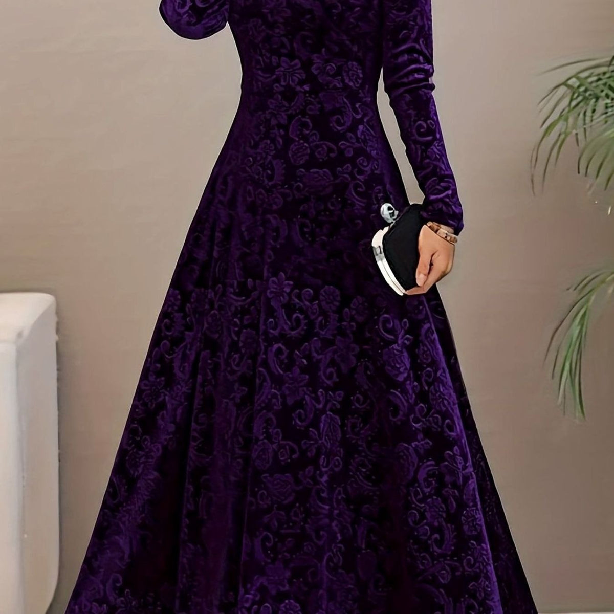 Perrine | Velvet V-Neck A-Line Dress