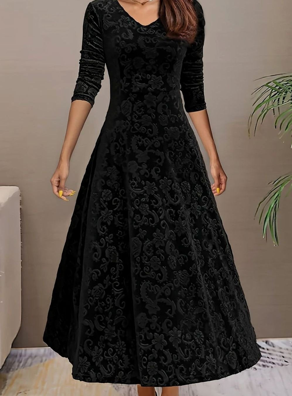 Perrine | Velvet V-Neck A-Line Dress